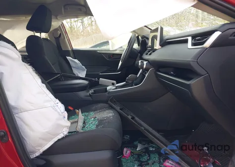 2025 Toyota Rav4 Le z USA, uszkodzony, nr VIN 2T3G1RFV2SW513574